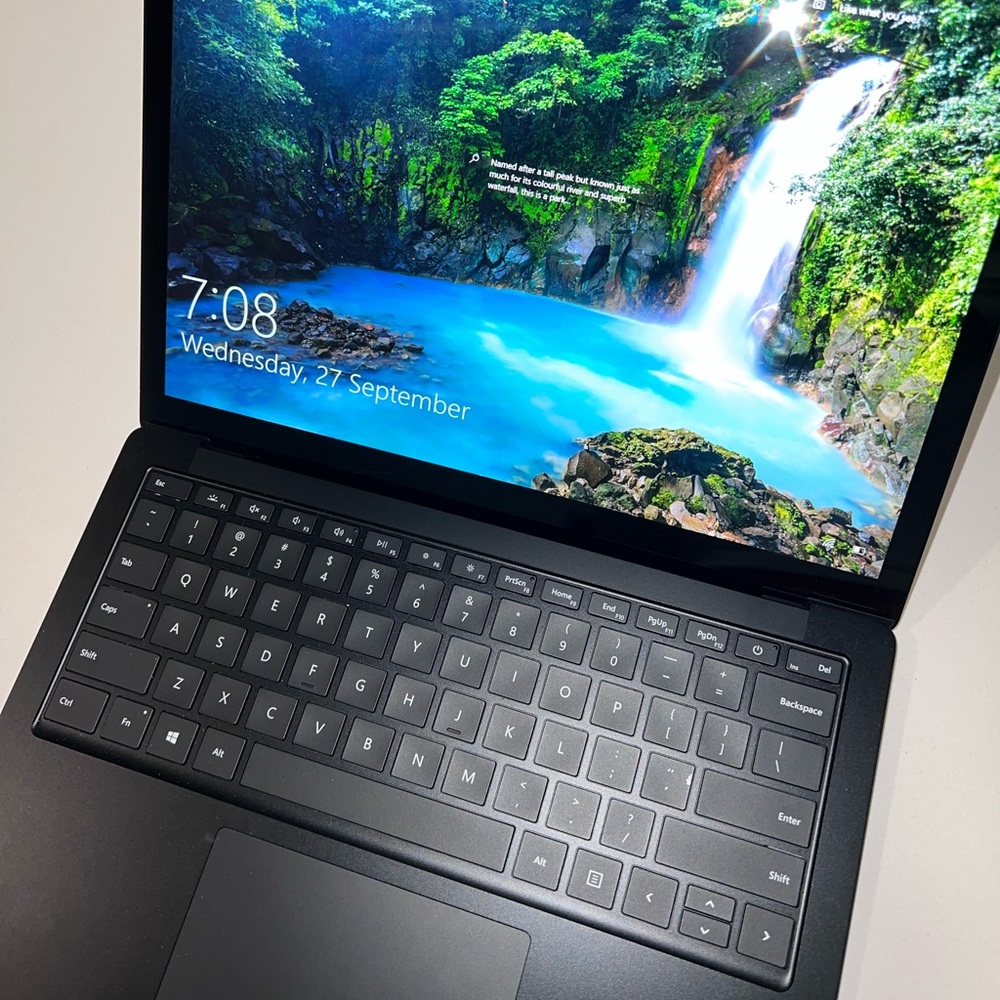 HP Surface Laptop